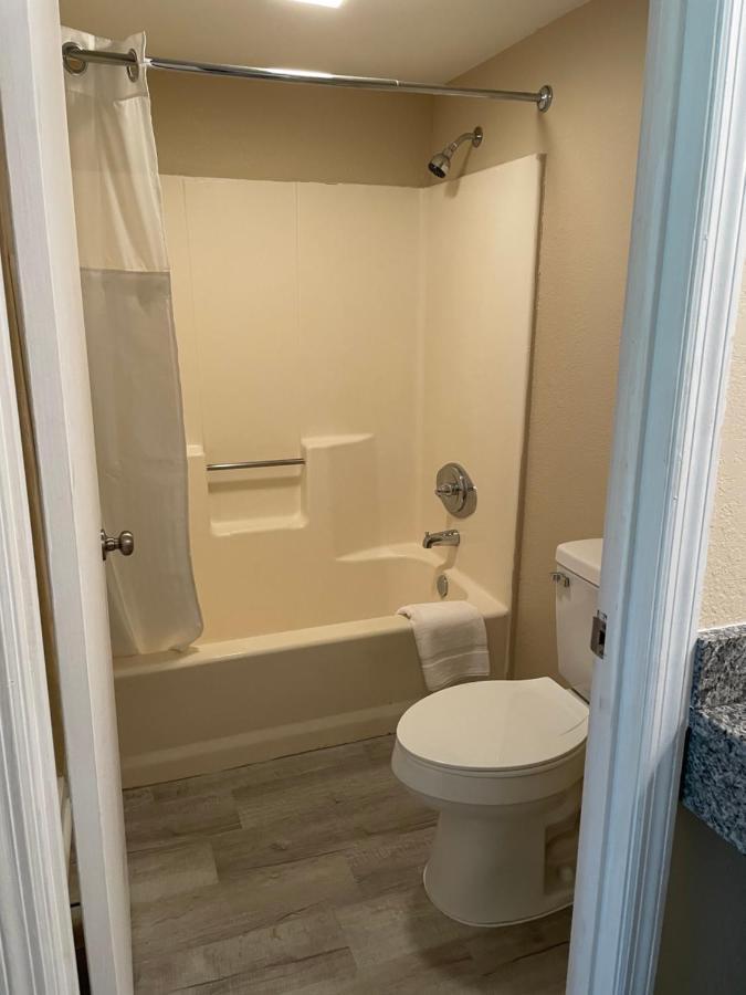 Econo Lodge Jennings Luaran gambar